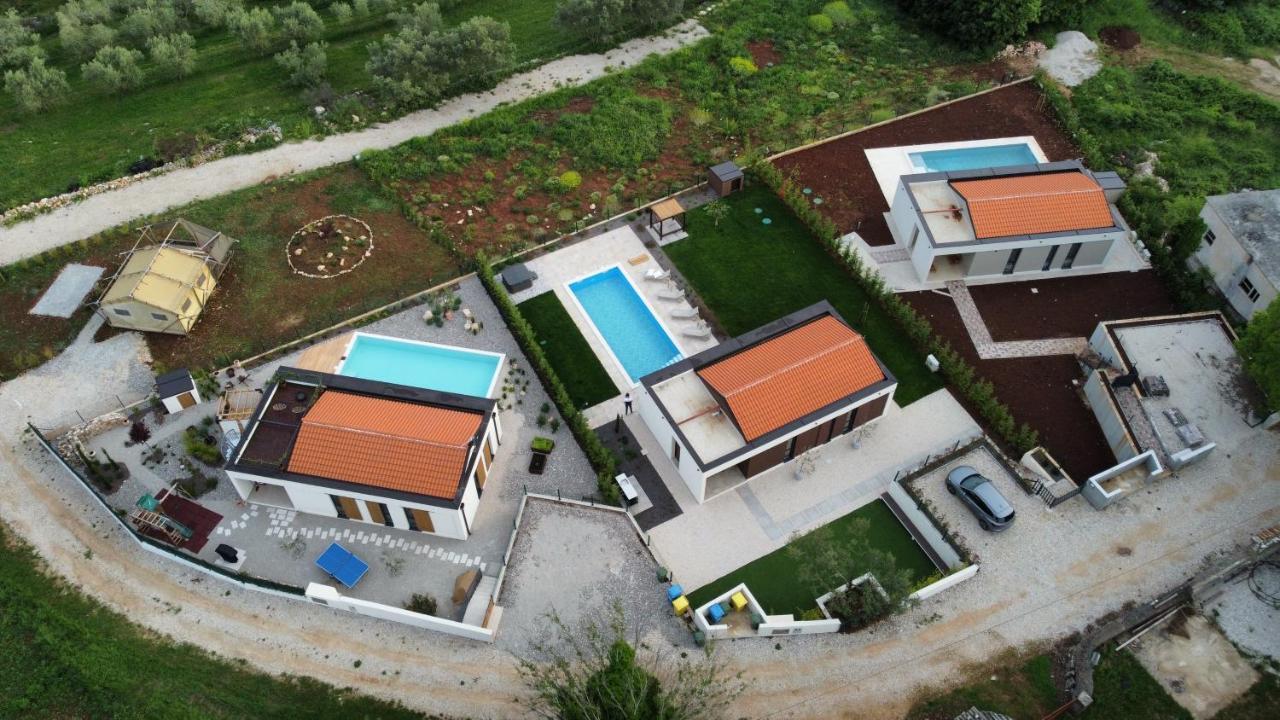 Villa Moderna San Lorenzo Orbanici Exterior photo